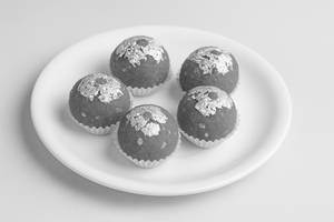 Desi Ghee Dry Fruit Motichoor Laddu
