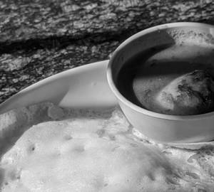 3 Appam + Egg Curry