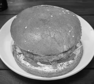 Aloo tikki burger