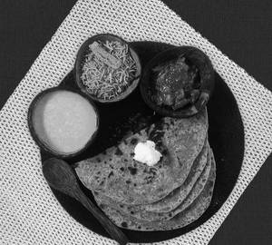 Bhujia Paratha [2 Pieces]