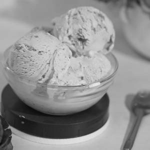 Dry Fruit Tempation Ice Cream
