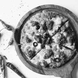 Chicken Tikka Pizza  [8 inches]