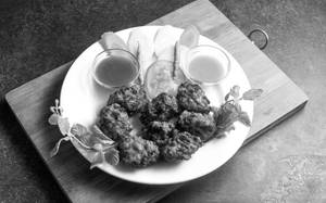 Paneer Pakoda [8 Pieces]