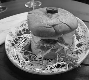 Cheese Crunchy Paneer Burger