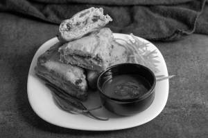 Bread pakoda [1 piece]