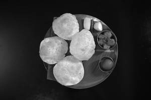 Luchi Aloo Dum Sweet Combo