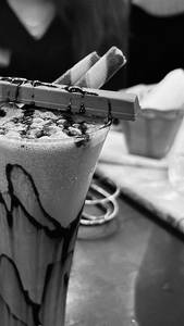 Kit Kat Shake