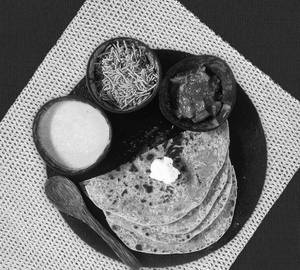 Aloo Bhujia Paratha [2 Pieces]