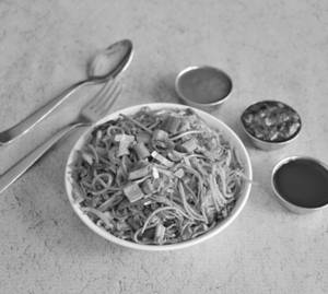 Chicken Schezwan Noodles