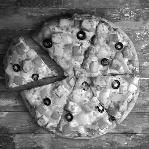 Paneer Tikka Pizza (8 Inches)