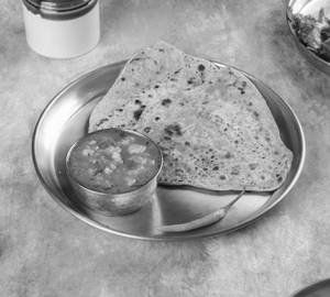 Plain Paratha (3 Pcs) With Aloo Curry