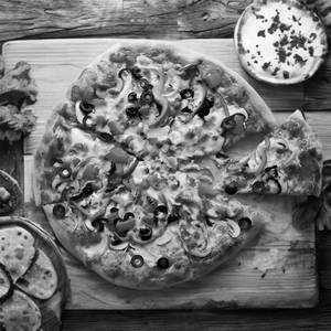 Four in One Pizza (8 Inches)