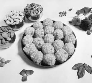 Jodhpuri Ladoo ( Vanaspati )