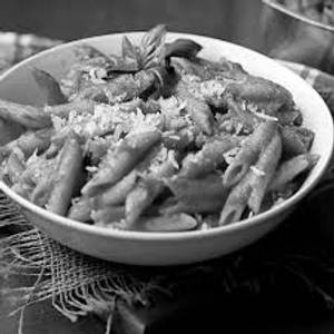 Cheese red sauce pasta