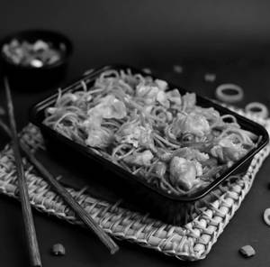 Chicken Schezwan Noodles