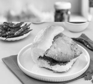 Samosa Pav [1 Plate]