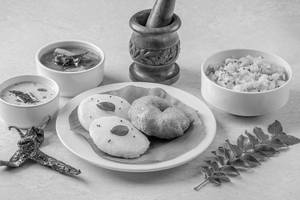 South Indian Breakfast Combo
