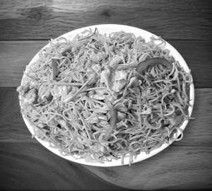 Veg Hakka Noodles [750Ml]