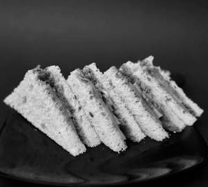 Bombay Kaccha Sandwich