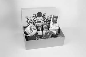 Brews & Bond Rakhi Hamper