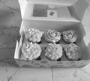Chocolate Cup Cake [06 Pieces]