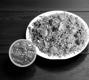 Mixed Fried Rice With Garlic Paneer [4Pcs]
