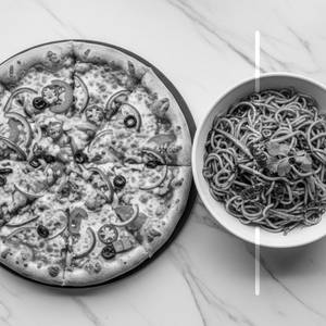 12 Farm House Pizza Extra Large+Schezwan Nooddle
