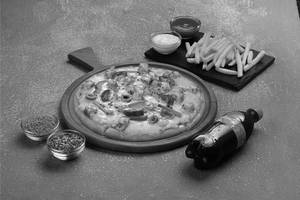 Paneer Tikka Pizza Combo