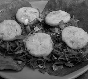 Thatuvadai set [4 pieces]