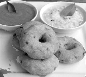 Vada With Sambar(2Pc Vada)