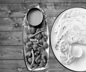 Old City Style Chicken 65 (with 2 Pcs Warqi Paratha)