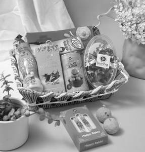Gift Hamper-R4