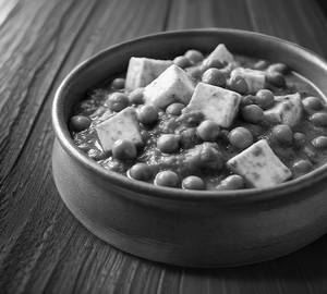 Matar paneer