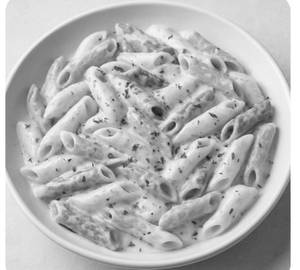 White  Sauce Pasta  ( Alfredo)