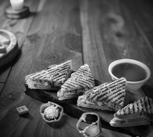 Veg Cheese Grilled Sandwich
