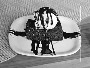 Brownie (W) Ice Cream