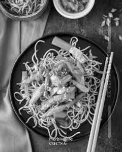American Chopsuey Schezwan Chicken
