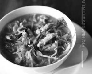 Chicken thukpa