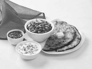 Amritsari Chole Kulche