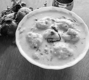 Kadhi Pakora