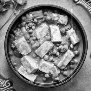 Matter paneer