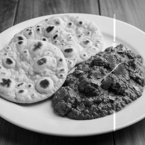 3 Phulka & Mutter Special Gravy Combo
