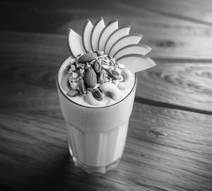 Arabian Night Dry Fruits Shake