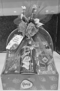 CONFECTIONERY BASKET NO. 4