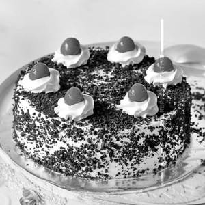 Black forest cake 1/2kg