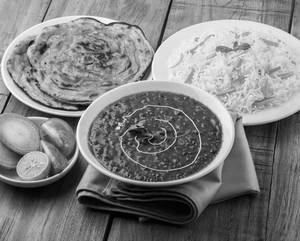 Dal Makhani with 3 Roti