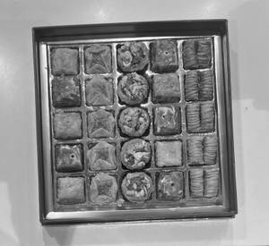 25 CAVITY BAKLAVA BOX