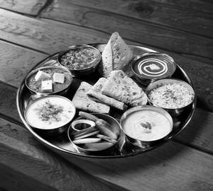 Regular thali