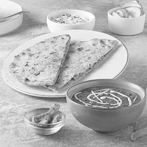 Dal Makhani With Allo Kulcha