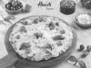 Classic Margherita Pizza